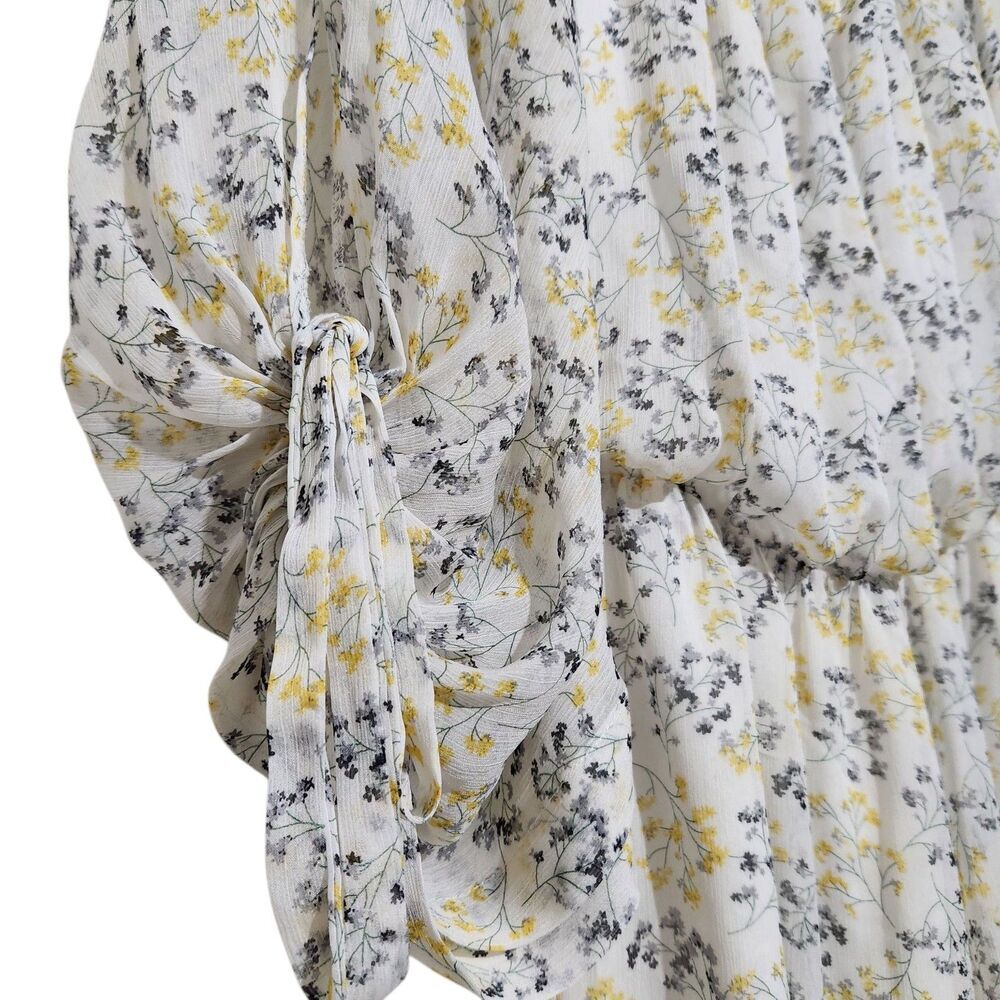 Sugar Lips Romper For Women Size Small White Floral Lined Open Sleeves.  New - Picture 4 of 11